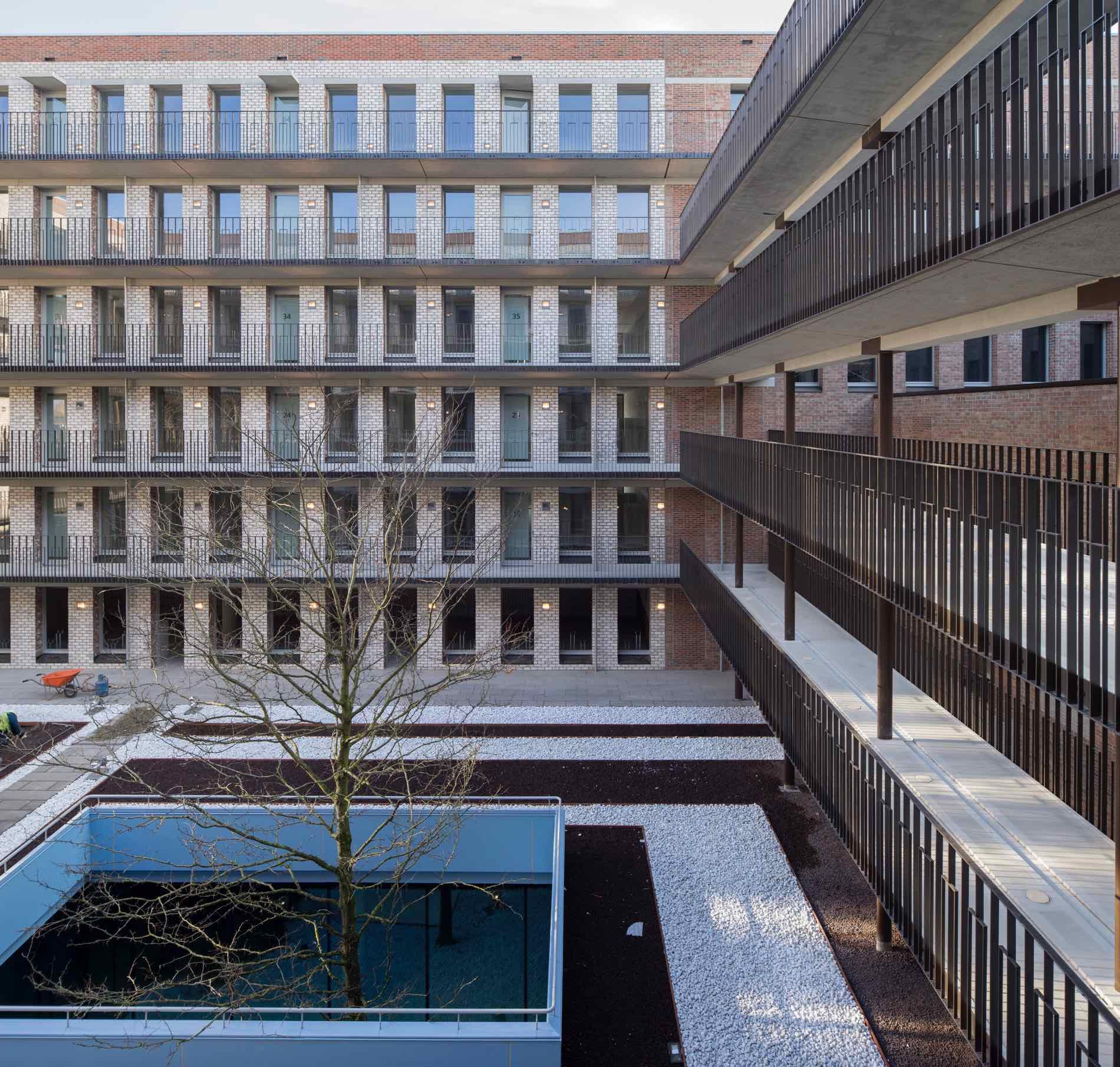 OV Terminal 4, Breda - Koen van Velsen Architecten