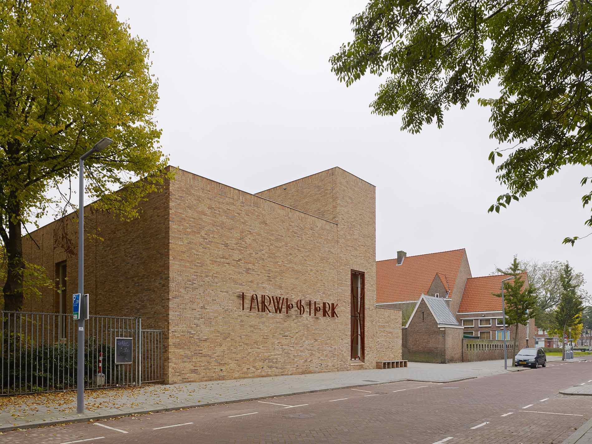 Sporthal Tawesterk 2, Rotterdam - Artesk van Royen Architecten - Ziegler Branderhorst