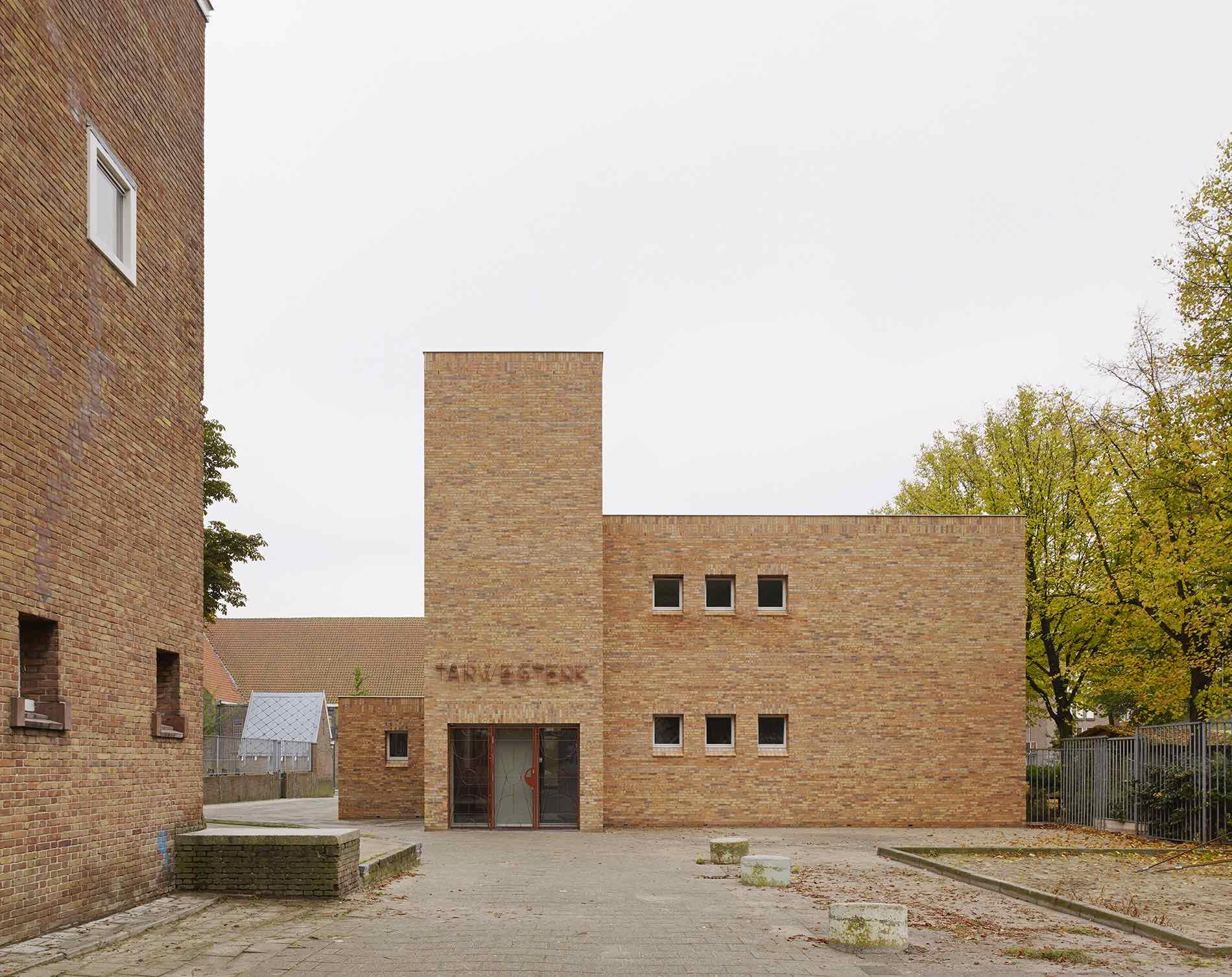 Sporthal Tawesterk 3, Rotterdam - Artesk van Royen Architecten - Ziegler Branderhorst