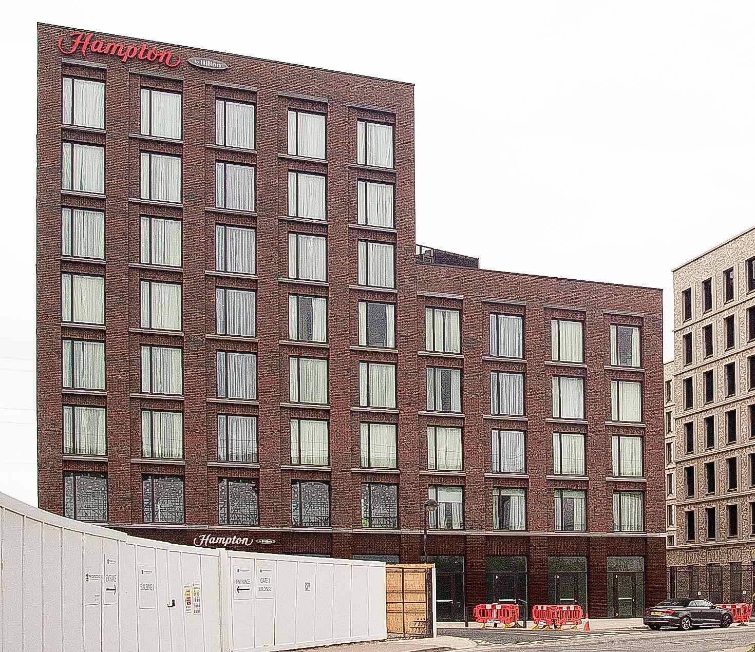 Hampton by Hilton Docklands London 3 - Maccreanor Lavington architects