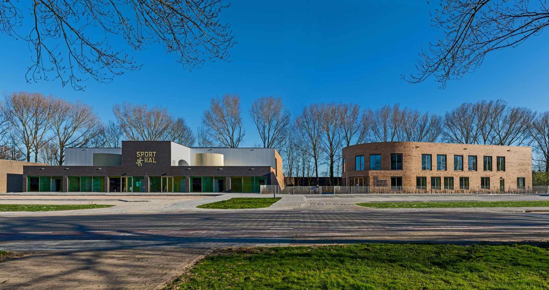 School en Sporthal De Ommezwaai 1 - Theo Kupers Architecten