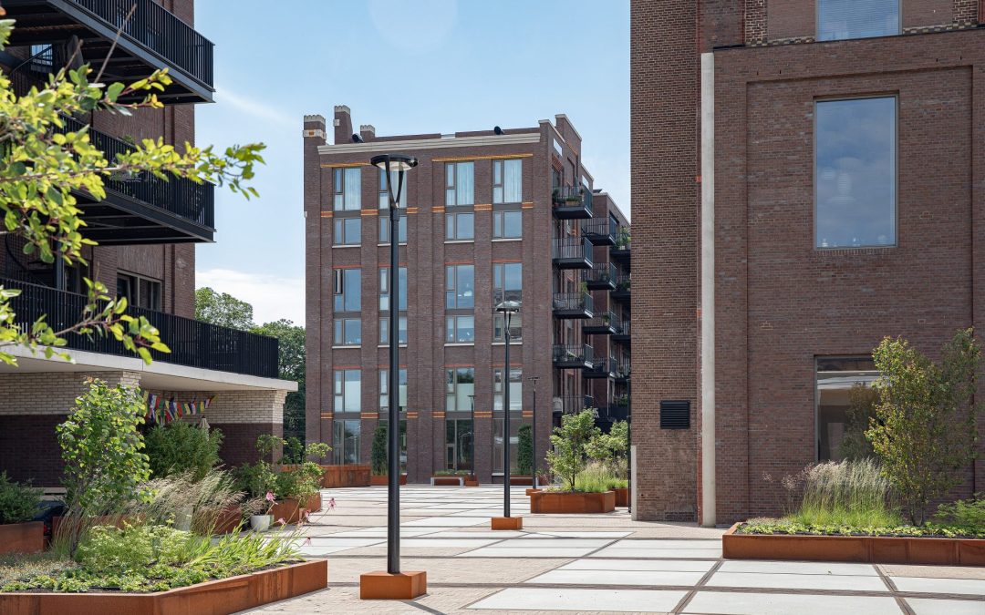 Restauratie gevel Brosgebouw Bensdorp Bussum