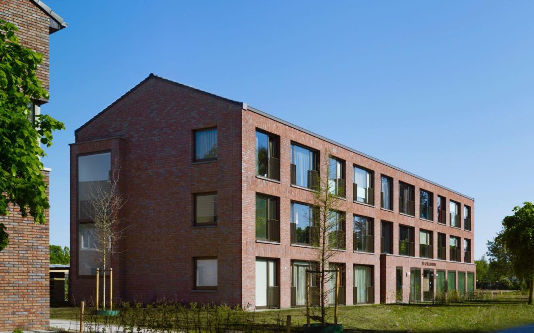 Woon- en zorggebouw de Koerhoenders, Hengelo